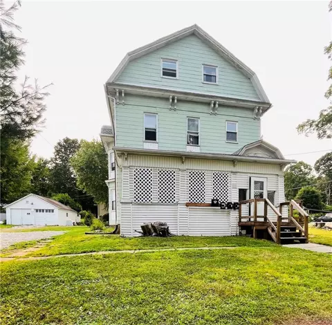 121 Clarksville St, Greenville, PA 16125