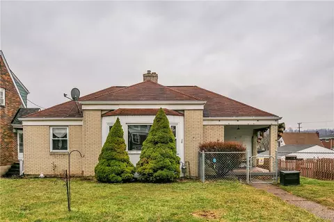10 Ohio Ave, Glassport, PA 15045