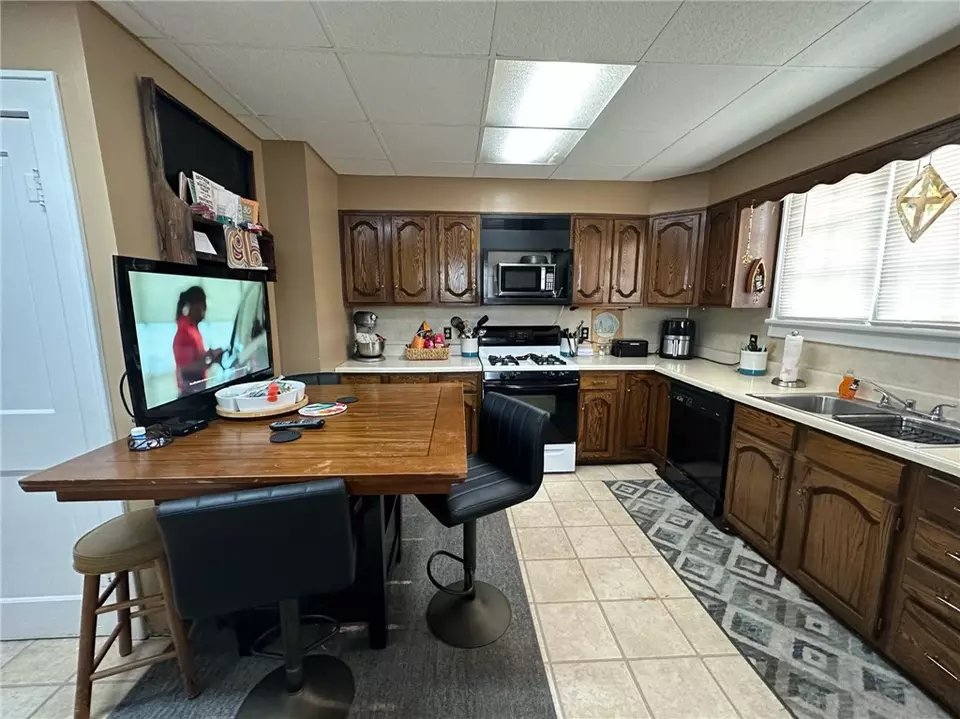  374 W Church St, Somerset, PA 15501 photo 17