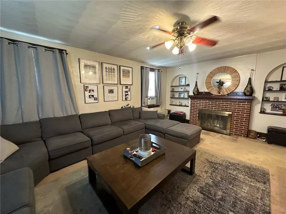  374 W Church St, Somerset, PA 15501 photo 7