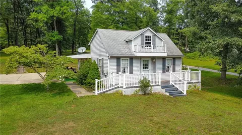 2235 Branchton Rd, Hilliards, PA 16040