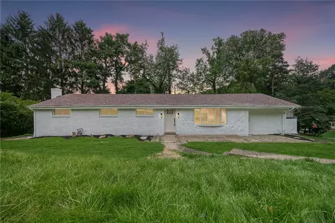3819 Belladonna Dr, Glenshaw, PA 15116