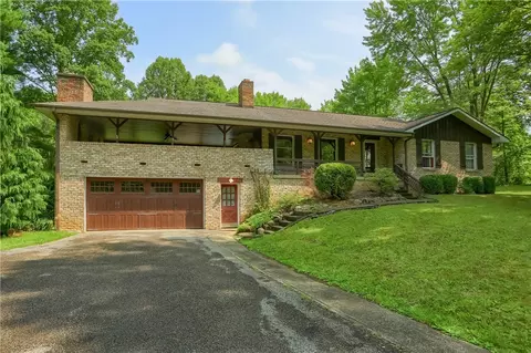 7099 Old Route 422, Portersville, PA 16051