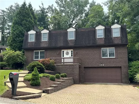 104 Regal Ct, Monroeville, PA 15146