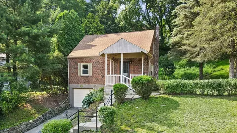 12132 Harvard Dr, Pittsburgh, PA 15235