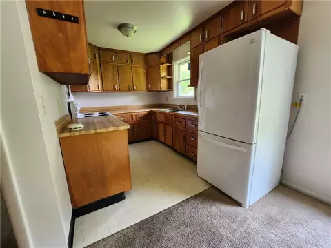 624 Weaver Ml, Rector, PA 15677 photo 6