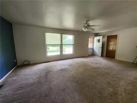 624 Weaver Ml, Rector, PA 15677 photo 4