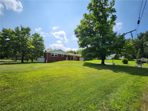 624 Weaver Ml, Rector, PA 15677