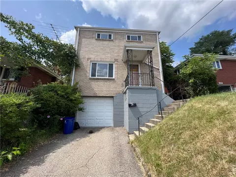 1635 Mohrbach St, Pittsburgh, PA 15207