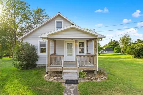 1318 Carson St, Connellsville, PA 15425