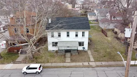 388 Jefferson St, Rochester, PA 15074