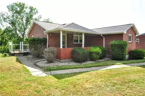 880 Peairs Rd, Elizabeth, PA 15037