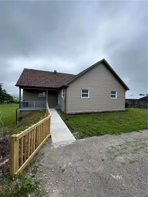 441 Malone Ridge Rd, Washington, PA 15301