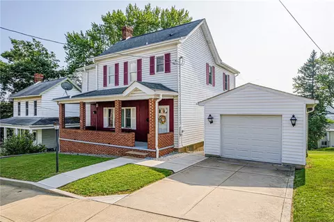 626 Spruce St, Irwin, PA 15642