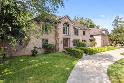 326 Olde Chapel Trl, Pittsburgh, PA 15238