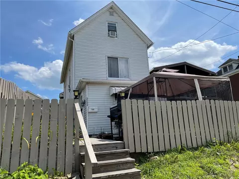 705 Monterey St, Mckeesport, PA 15132