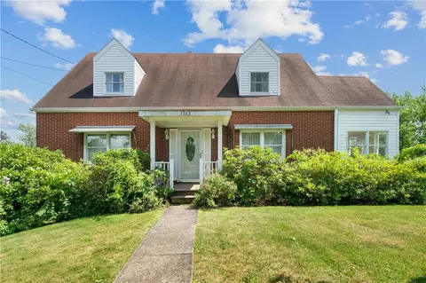 1343 Armstrong Dr, Monongahela, PA 15063