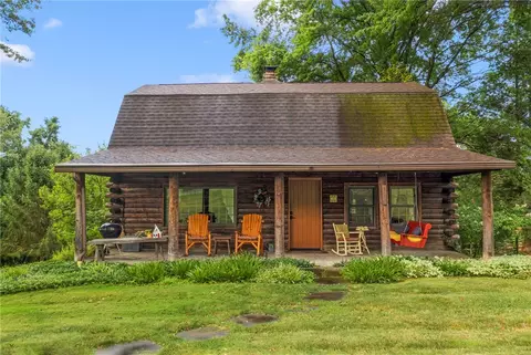 124 Redwood Dr, Washington, PA 15301
