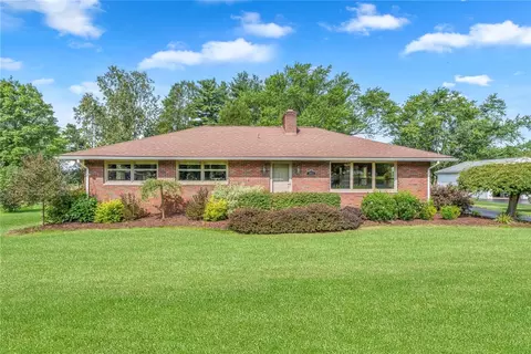 3013 Spring Garden Ave, New Castle, PA 16105