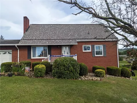 130 Sutton Ave, Hopwood, PA 15445