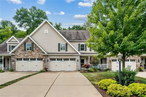 102 Torrey Pine Dr, Mars, PA 16046