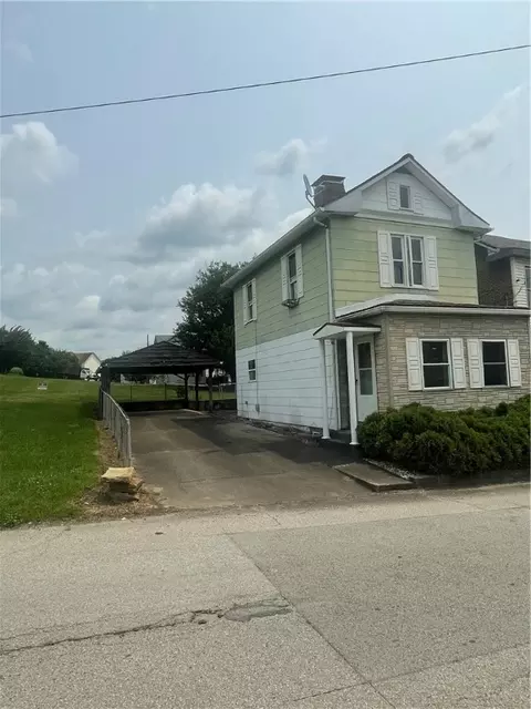 107 S Cottage Ave, Connellsville, PA 15425