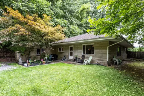1234 Maple St, Glenshaw, PA 15116