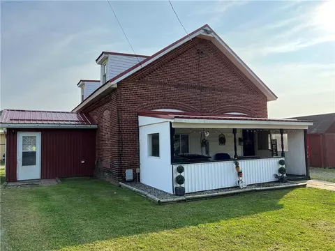 40 W Main St, Yatesboro, PA 16263