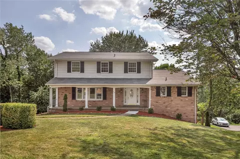 116 Sherwood Dr, Greensburg, PA 15601