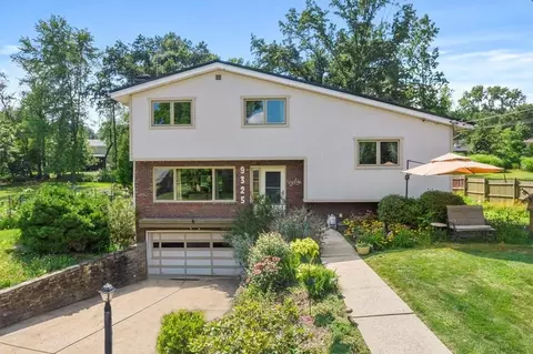 9325 Highmeadow Rd, Allison Park, PA 15101