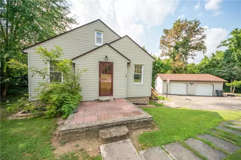 187 Mt Pleasant Rd, Belle Vernon, PA 15012
