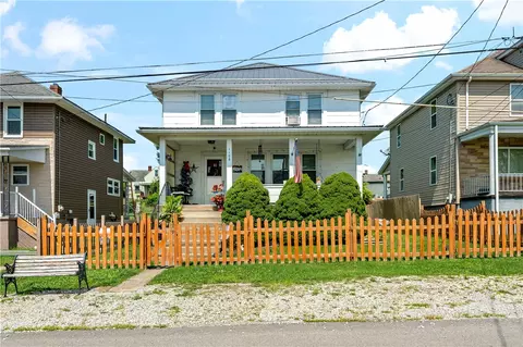 1106 Third St, Hiller, PA 15444
