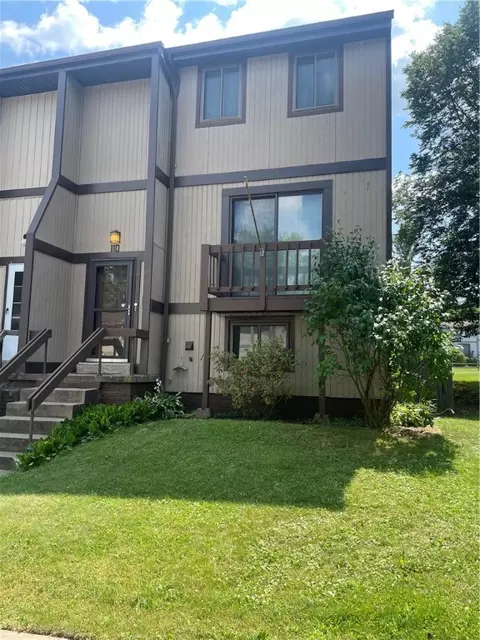 110 Bellwood Ct, Cranberry Township, PA 16066
