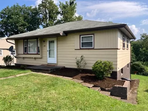 415 Donruth Ln, Johnstown, PA 15909
