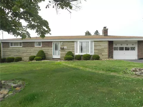 3020 Fairway Dr, Lower Burrell, PA 15068