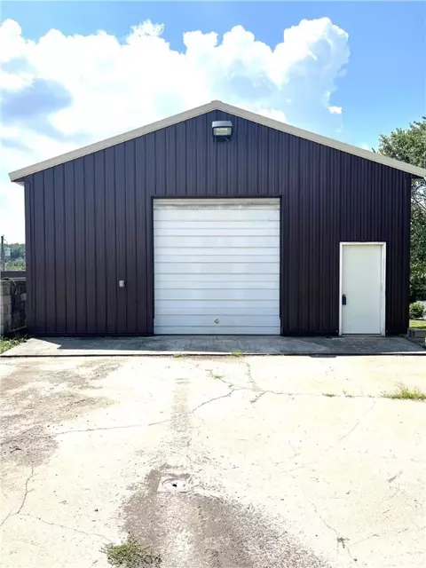 768 Hecla Rd, Mount Pleasant, PA 15666