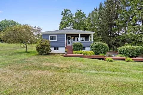 432 Mars Rd, Mars, PA 16046 photo 2