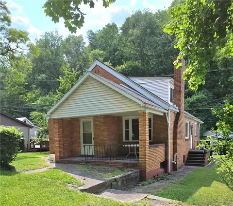638 15th St, Monaca, PA 15061 photo 2