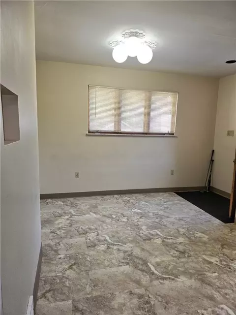 638 15th St, Monaca, PA 15061 photo 5