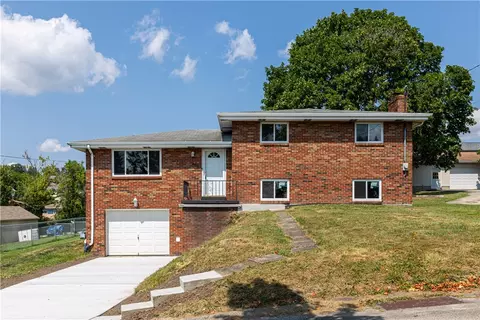 1030 Sycamore St, Washington, PA 15301