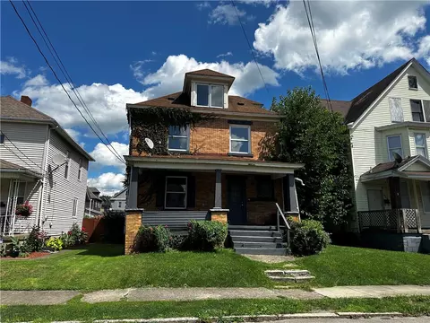 710 Blaine St, New Castle, PA 16101