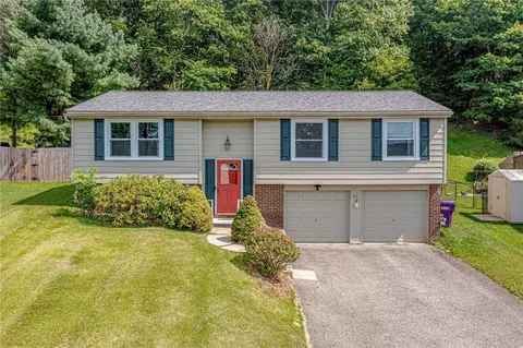 477 Tivoli Rd, Pittsburgh, PA 15239