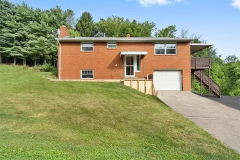 251 Hill Rd, Oakdale, PA 15071
