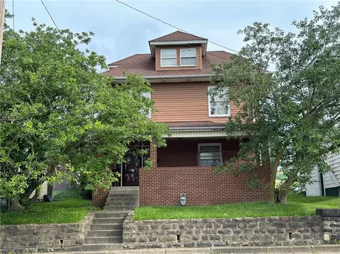 227 Connellsville St, Uniontown, PA 15401