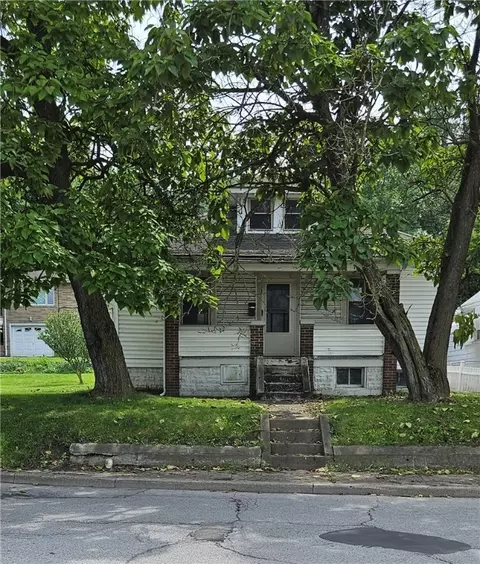 1424 Beaver Ave, Monaca, PA 15061 photo 2