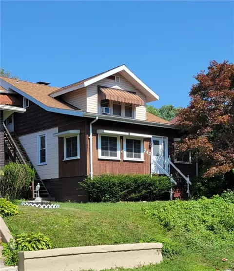 747 Virginia Ave, Rochester, PA 15074