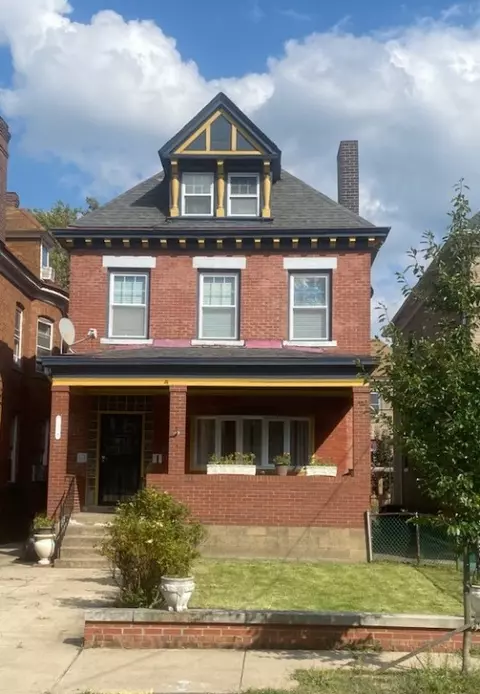 1118 N St Clair St, Pittsburgh, PA 15206