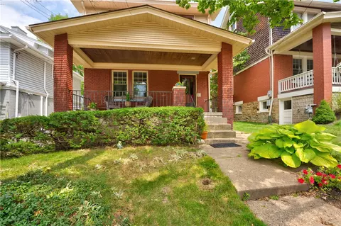 1696 Hillsdale Ave, Pittsburgh, PA 15216