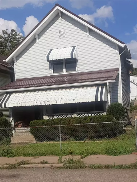 1508 Kenneth Ave, New Kensington, PA 15068