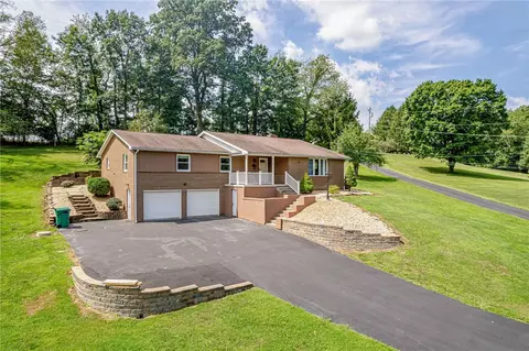 111 Mayapple Ln, Mount Pleasant, PA 15666